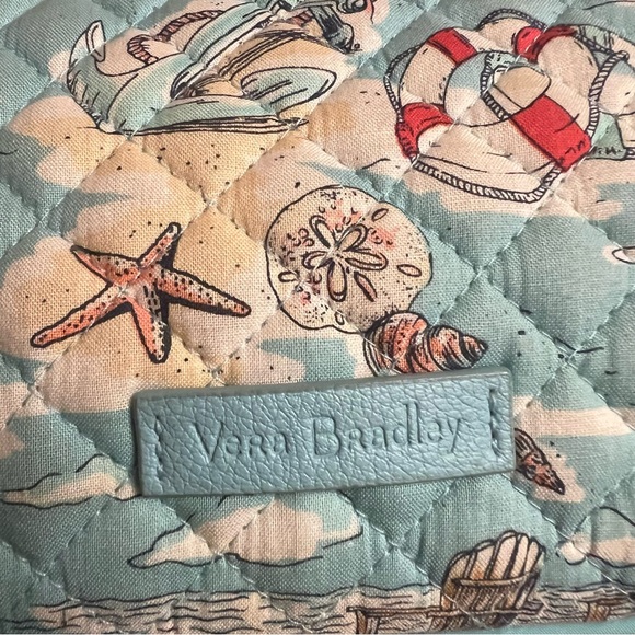 Vera Bradley Exclusive Iconic On the Go Crossbody in Beach Toile like new - Picture 3 of 13